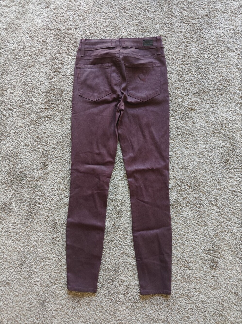 NWT PAIGE Verdugo Ankle Burgundy Women's Jeans Size 26 - Picture 3 of 5